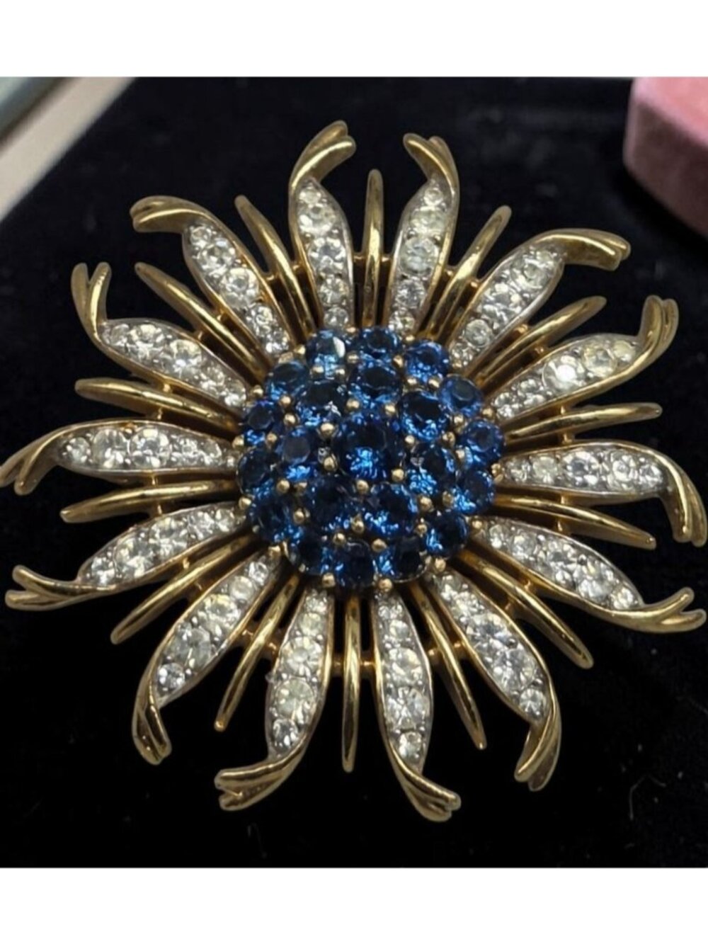Vintage Crown Trifari Alfred Philippe Blue Crystal Chrysanthemum Flower Brooch